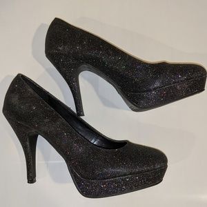 Kenneth Cole Reaction Sparkly Platform Pump Sz 10
